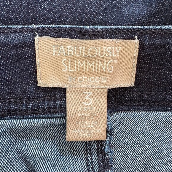 CHICO'S Sz 3 (Misses 16) Fabulously Slimming Dark Blue Wash Denim Capri Pants - Picture 4 of 6